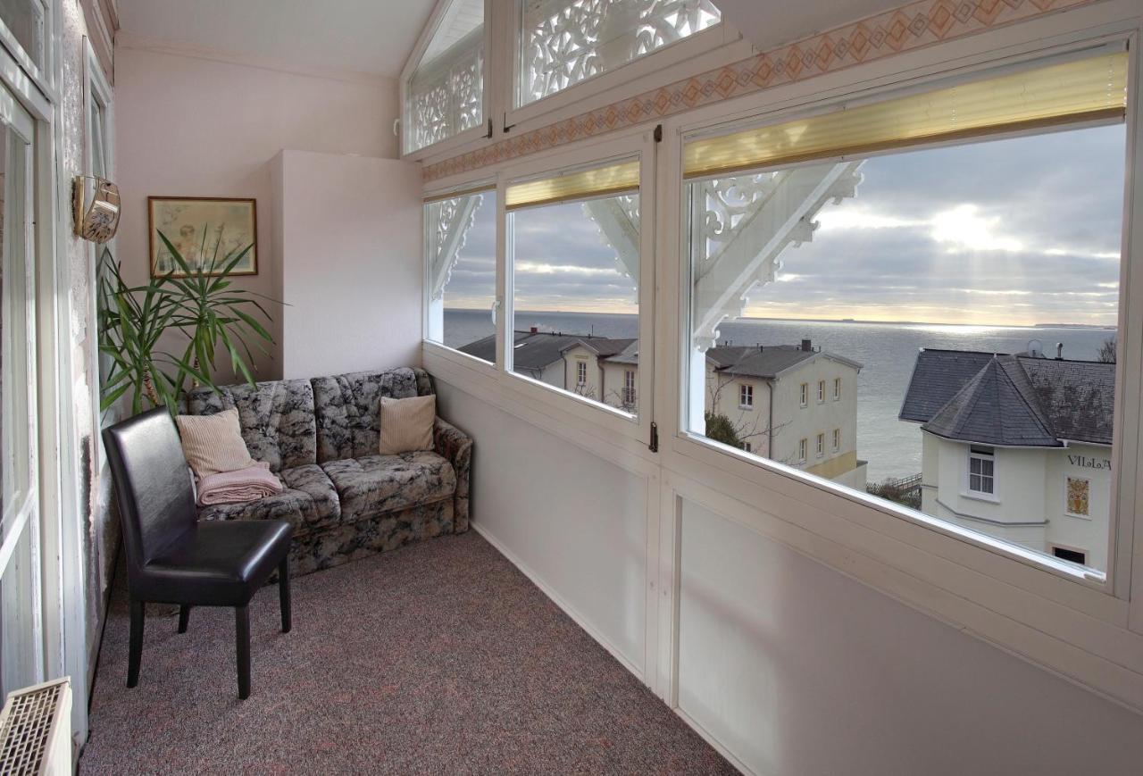 Villa Ostseelilie - Appartements Mit Balkon Und Meerblick 萨斯尼茨 外观 照片
