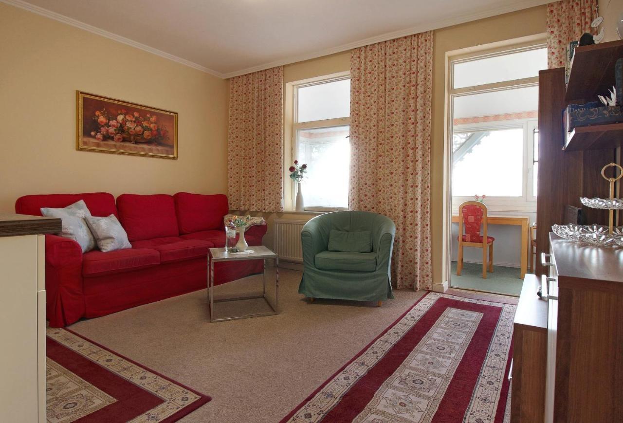 Villa Ostseelilie - Appartements Mit Balkon Und Meerblick 萨斯尼茨 外观 照片