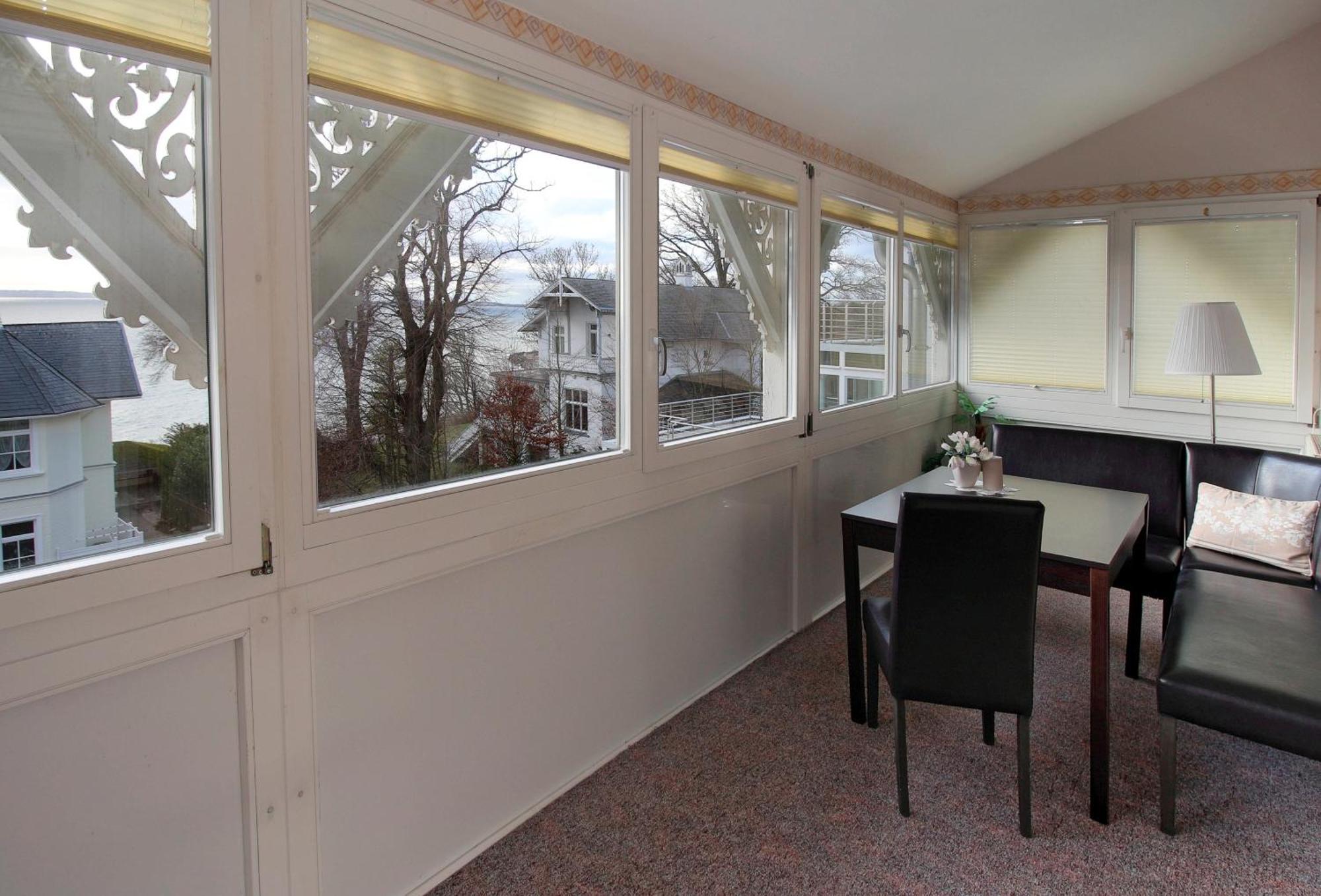 Villa Ostseelilie - Appartements Mit Balkon Und Meerblick 萨斯尼茨 客房 照片