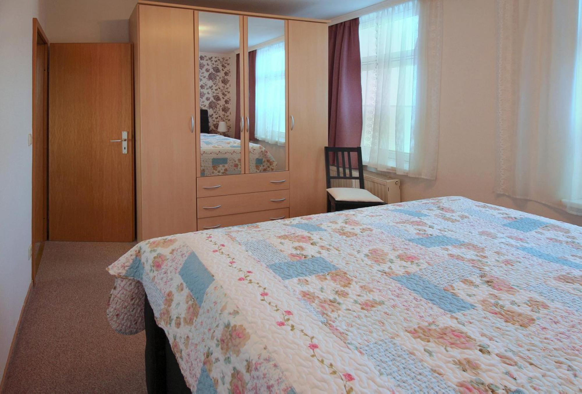 Villa Ostseelilie - Appartements Mit Balkon Und Meerblick 萨斯尼茨 客房 照片