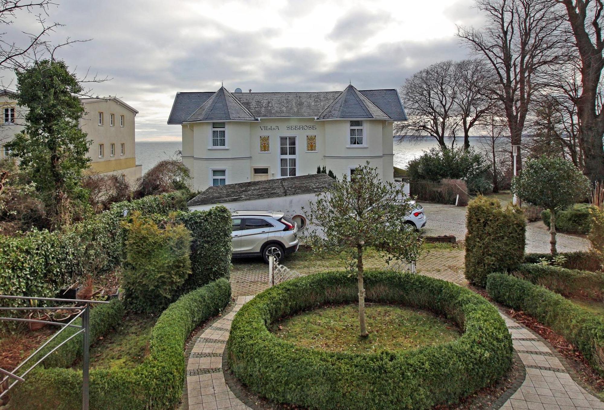 Villa Ostseelilie - Appartements Mit Balkon Und Meerblick 萨斯尼茨 客房 照片