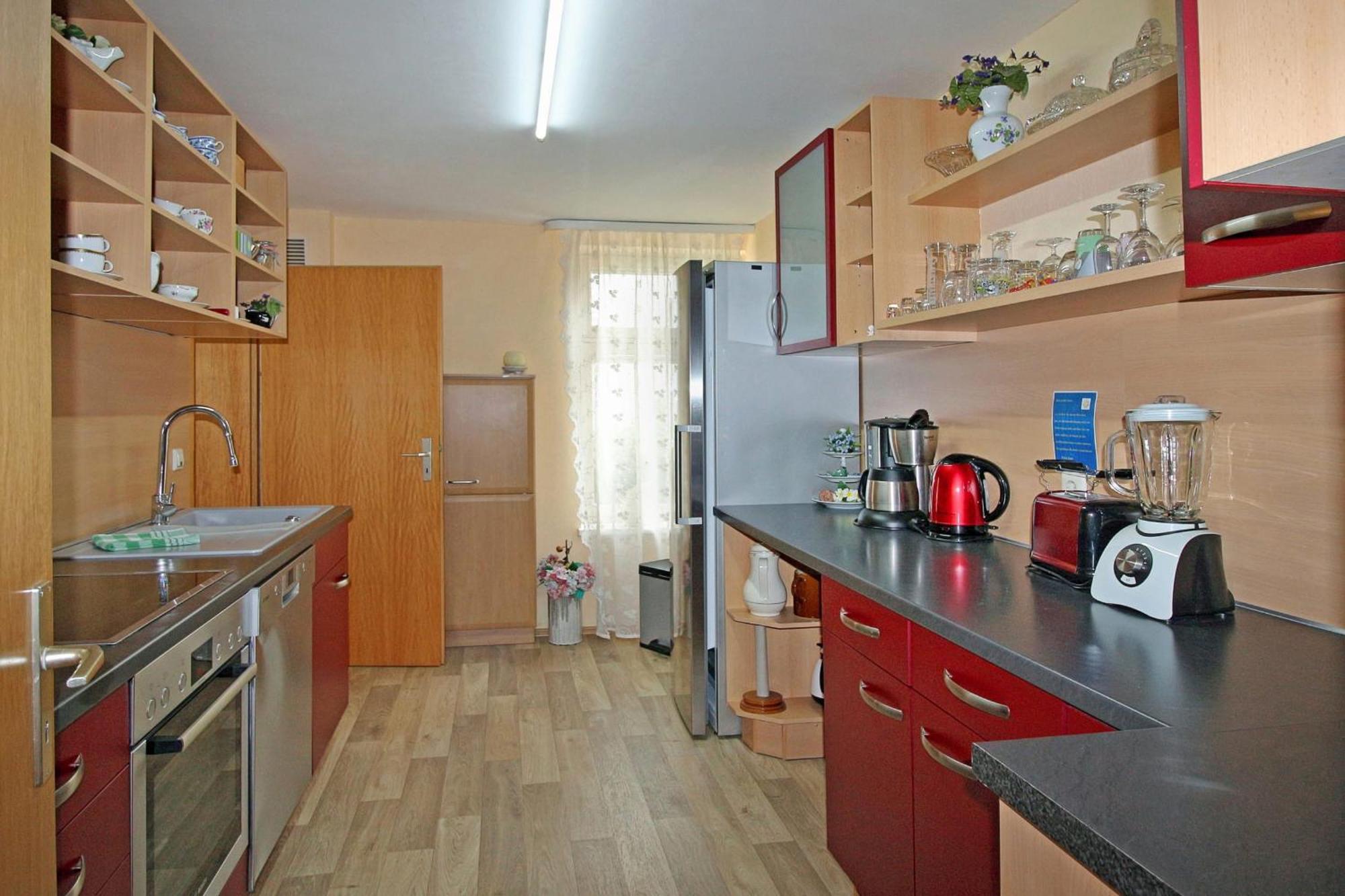 Villa Ostseelilie - Appartements Mit Balkon Und Meerblick 萨斯尼茨 客房 照片